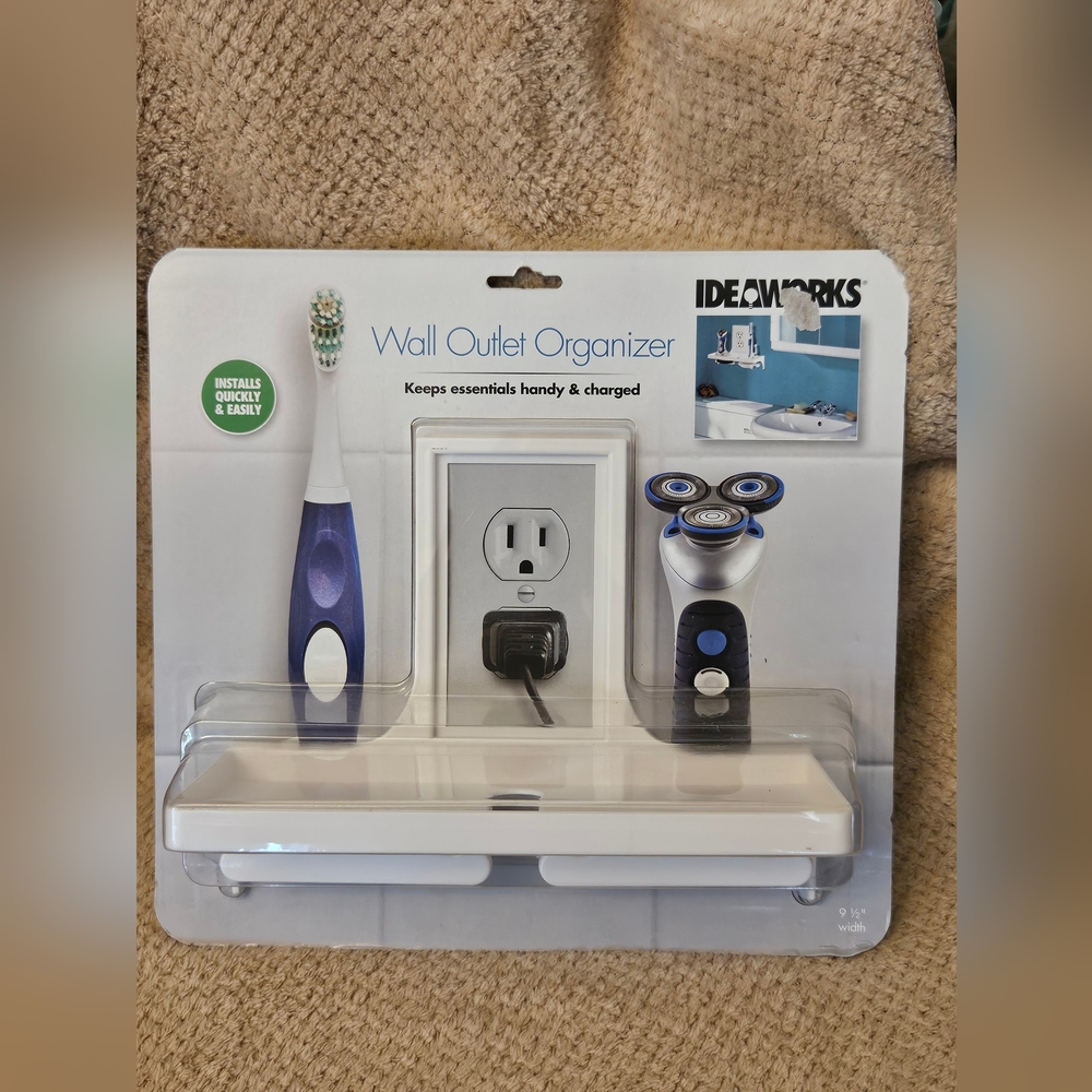Ideaworks Wall Outlet Organizer, NWT, White